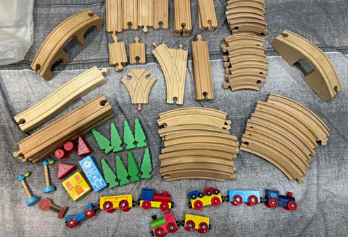Wooden train track bundle - train,