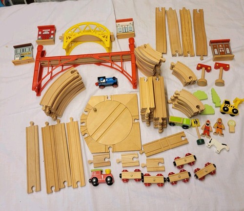 Wooden train track - wooden,