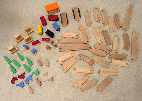 Wooden train track vehicles - train,