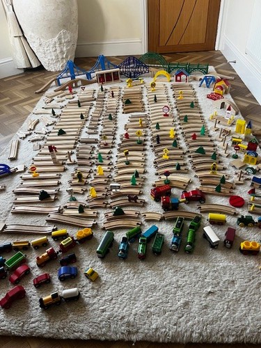 Huge 200 piece bundle - huge,