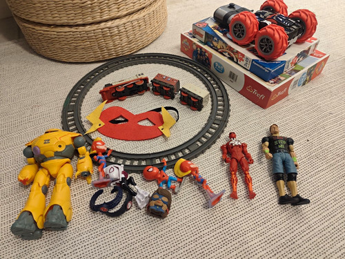 Mixed toy lot stunt - toy, rc
